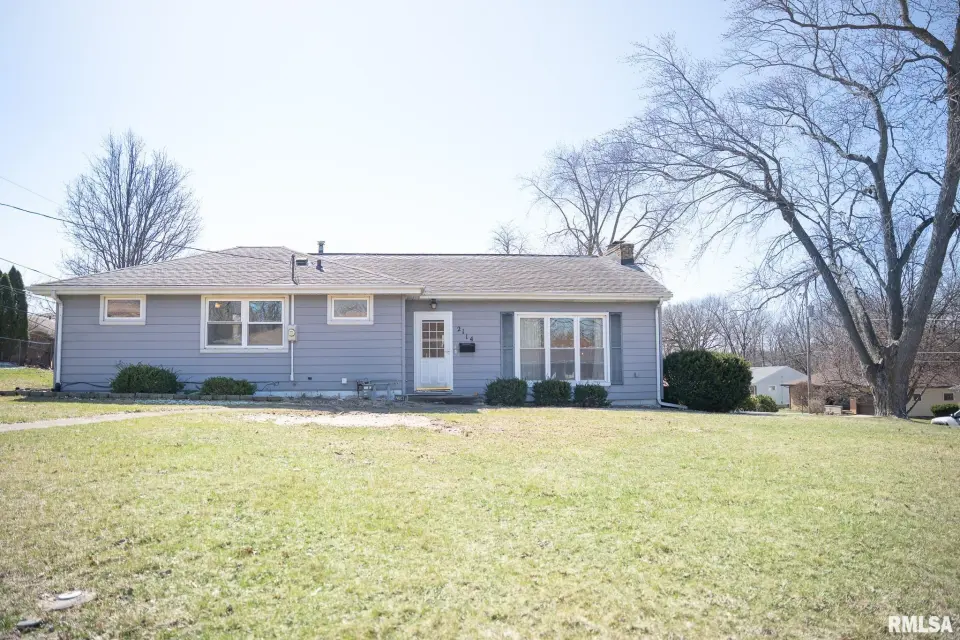 2114 W Westbrook Drive