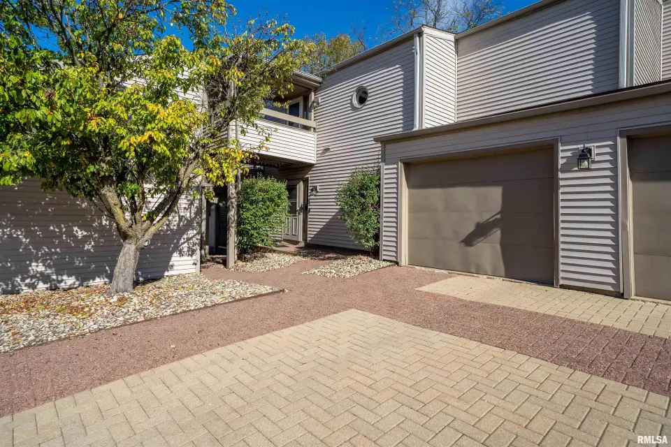 5614 N Withershin Pointe