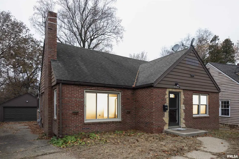 1614 W Margaret Avenue