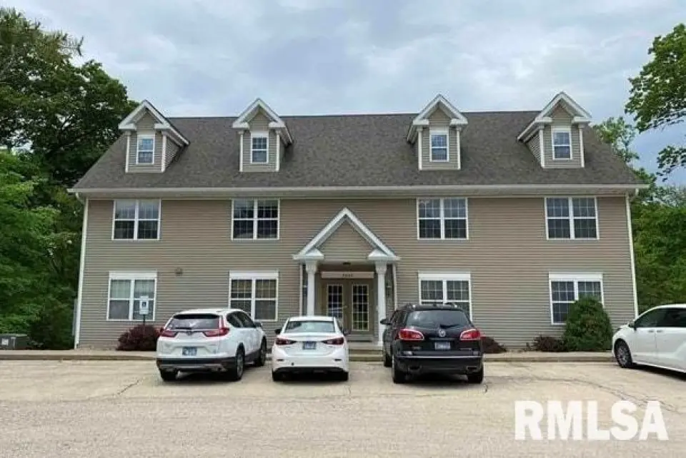 3445 W Dorchester Ridge D