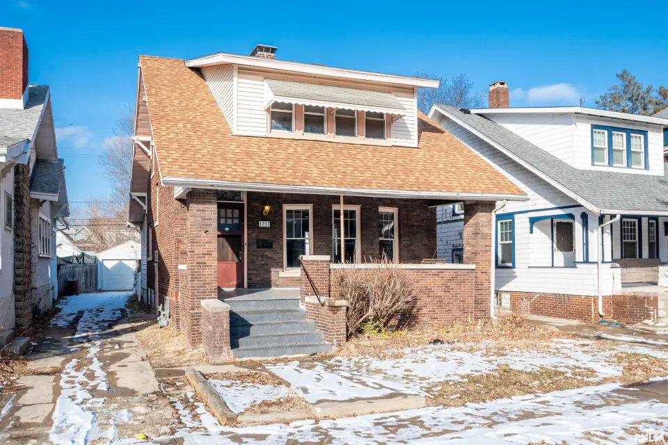 1713 W Barker Avenue