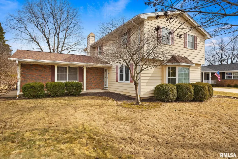 5824 N Imperial Drive