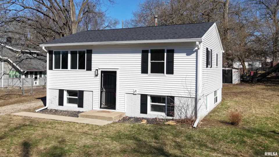 3007 W Nebraska Avenue