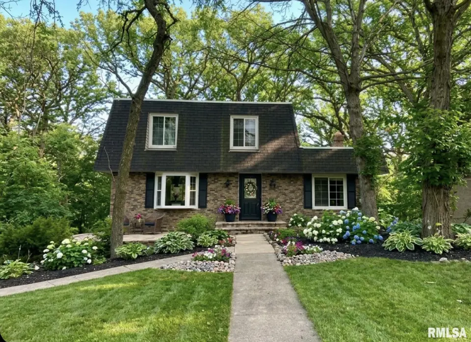 3628 N Breckenridge Court