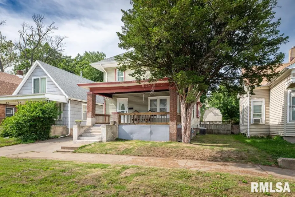 1805 W Fredonia Avenue
