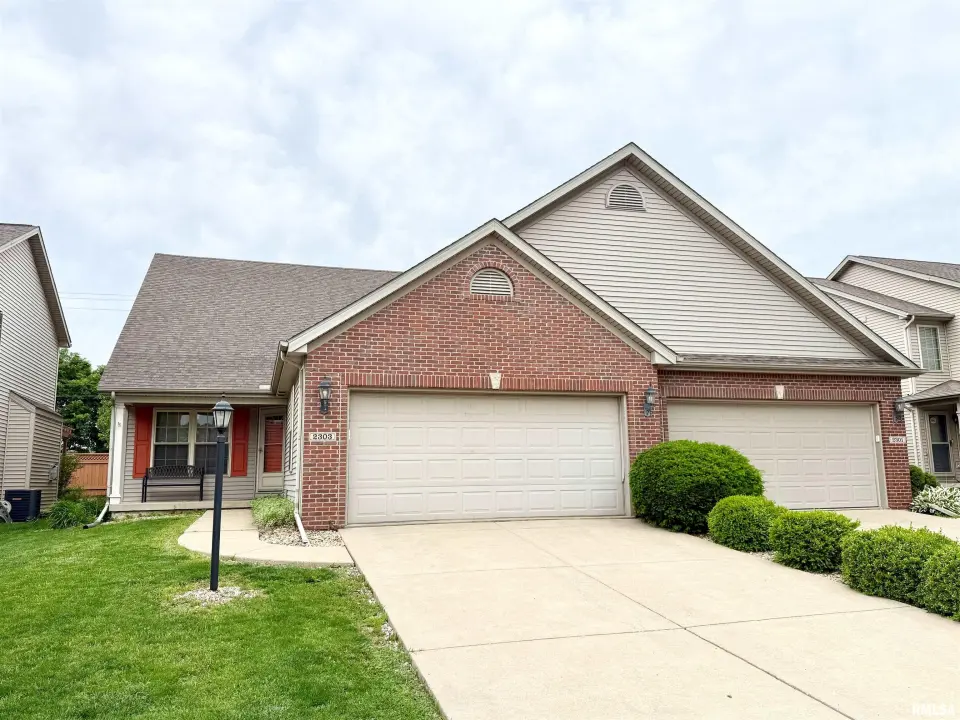 2303 W Kenfield Court