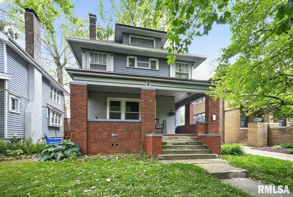 1408 W Parkside Drive